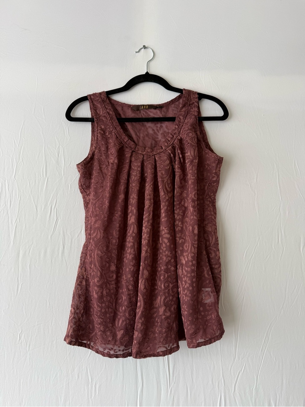 AND Women's Sleeveless Floral Lace Overlay Top Size 14